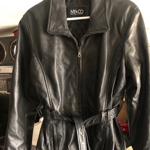Womans leather jacket - Picture 1 of 1